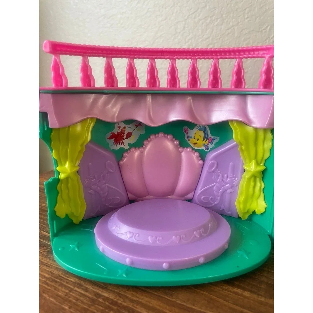 2011 Mattel‎ Polly Pocket
